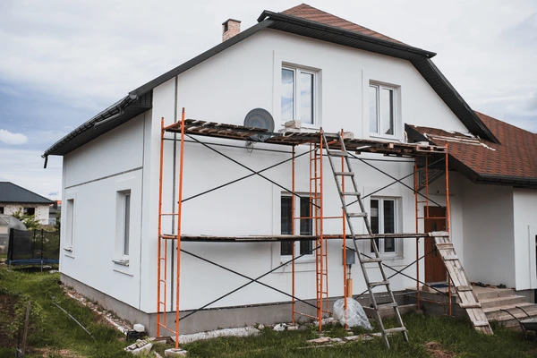 Entreprise du Calvados effectuant un ravalement de façade et le nettoyage de murs extérieurs